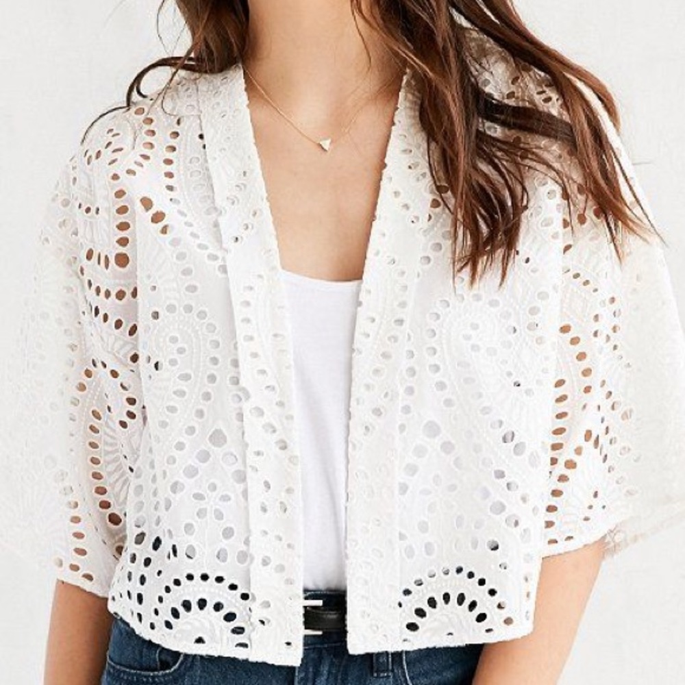 Ecote Embroidered Englaise Kimono Jacket
